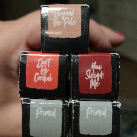bundle 💕 Vial Lips Stains (& Primers) - Picture 2 of 5